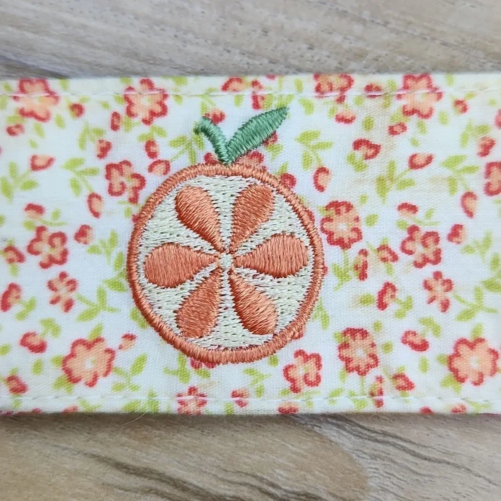 🔺️Old Navy Reversible Fabric & Wood Belt Medium